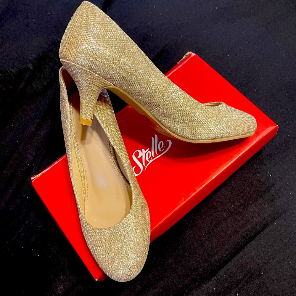 Gold sparkly kitten heels